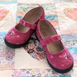 Harper Canyon like new pink hearts/star shoes sz 7